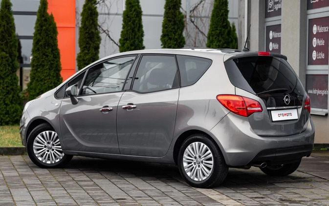Opel Meriva cena 26700 przebieg: 159000, rok produkcji 2011 z Poznań małe 704